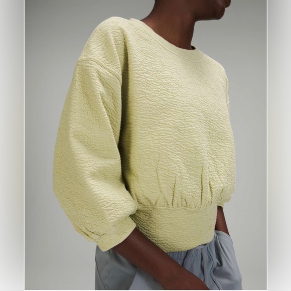 NWOT Lululemon Textured Crewneck Pullover size 2 - Picture 4 of 10